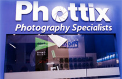 Фотографическая выставка Photokina. Продукция Phottix.